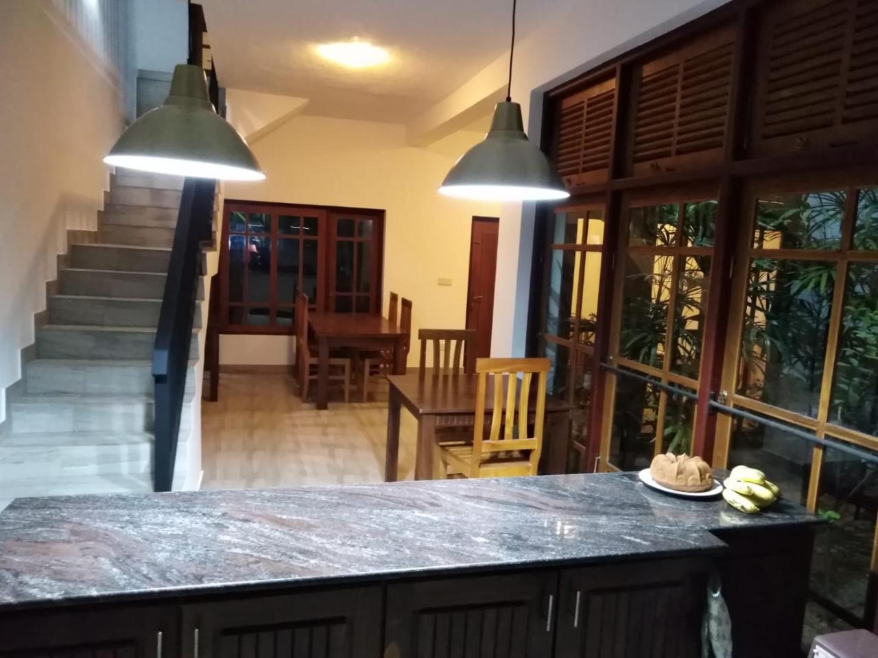 Lija Residence Negombo Esterno foto
