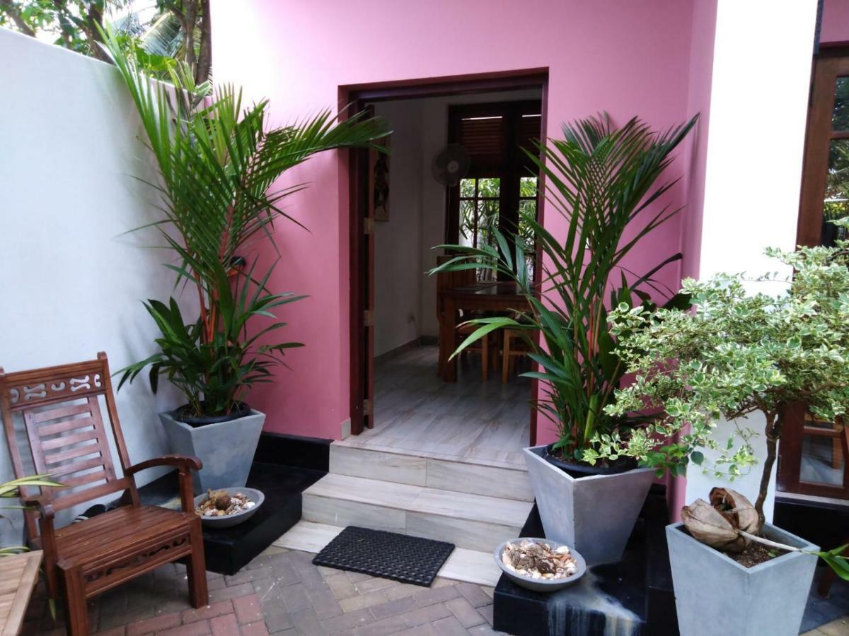 Lija Residence Negombo Esterno foto